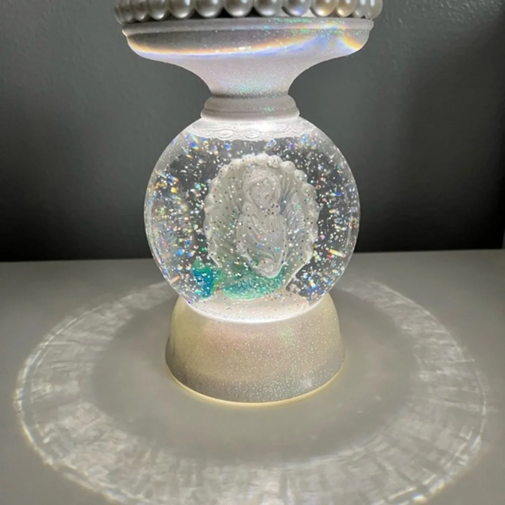 Bath and Bodyworks Elegant White and Green Mermaid Snow Globe Candle Holder
